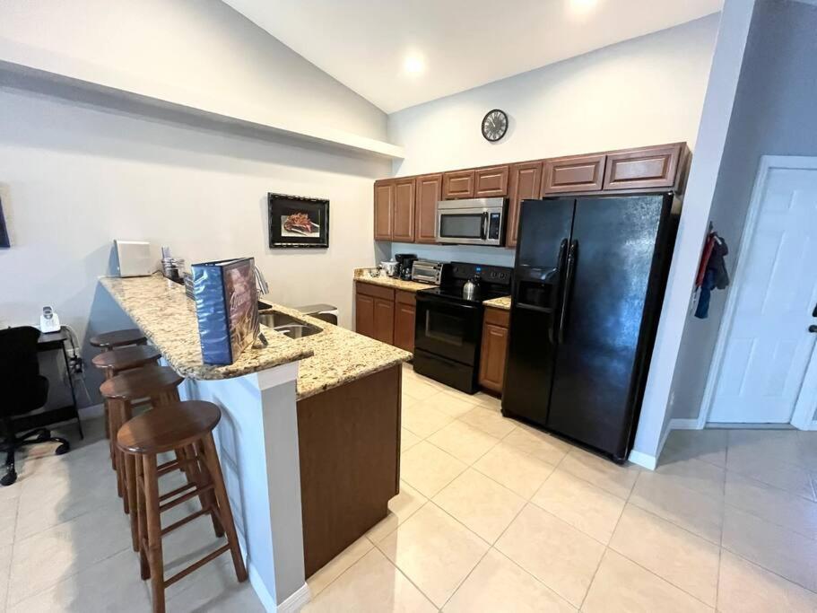 Debbie'S 3-Bedroom Apartment In A Duplex Cape Coral Exteriör bild